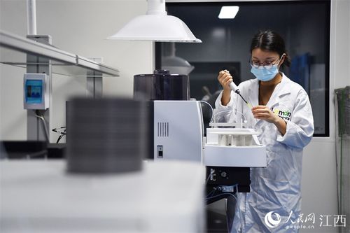 江西南丰 引进科技企业 发展柑桔精深加工